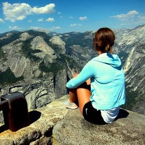 Meet your Posher, Teodora